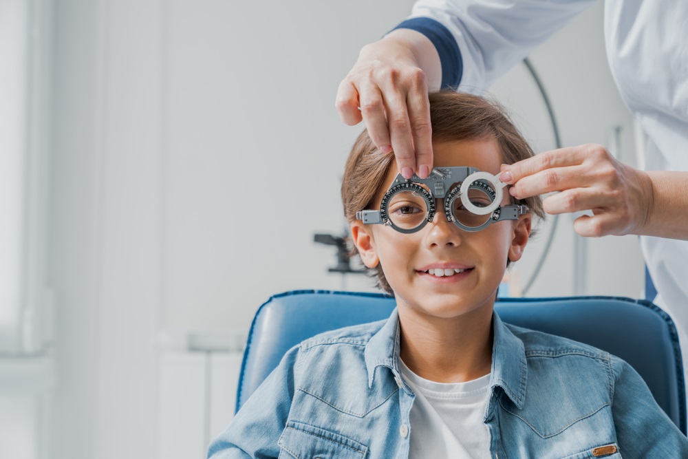 Detección Temprana de Enfermedades Oculares en los Servicios de Optometría en Alameda LA
